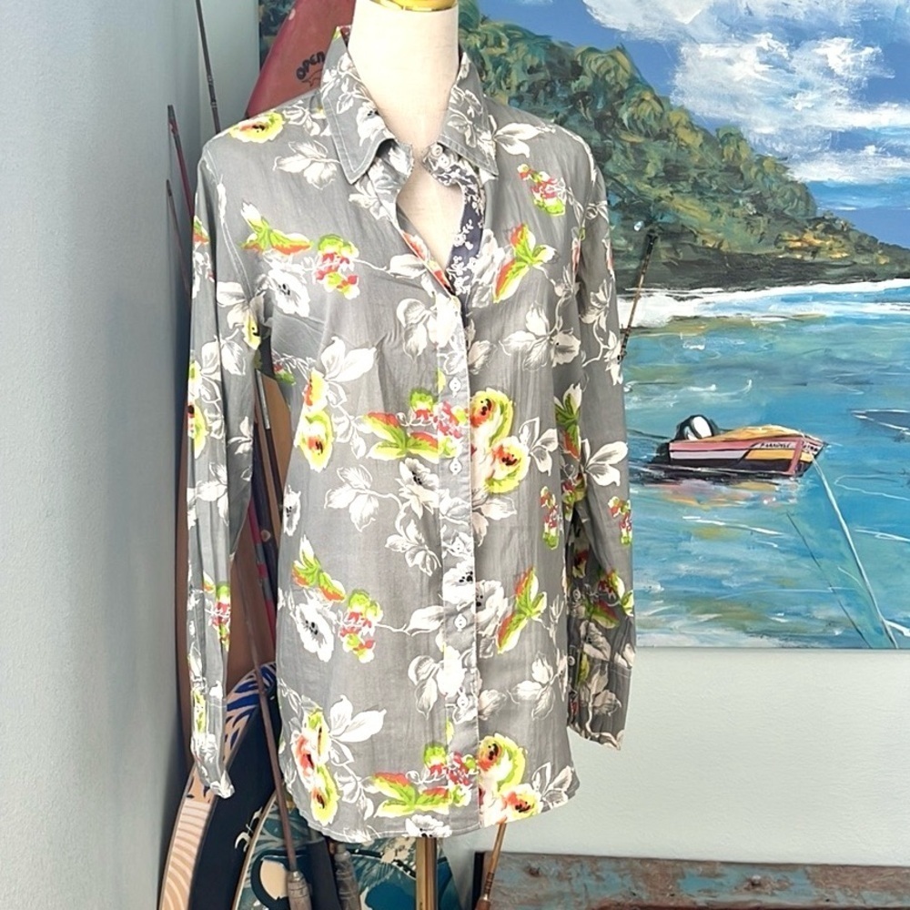 Soft Surroundings Floral Scattered Roses Floral Button Down Shirt Size S, cotton - Picture 8 of 12